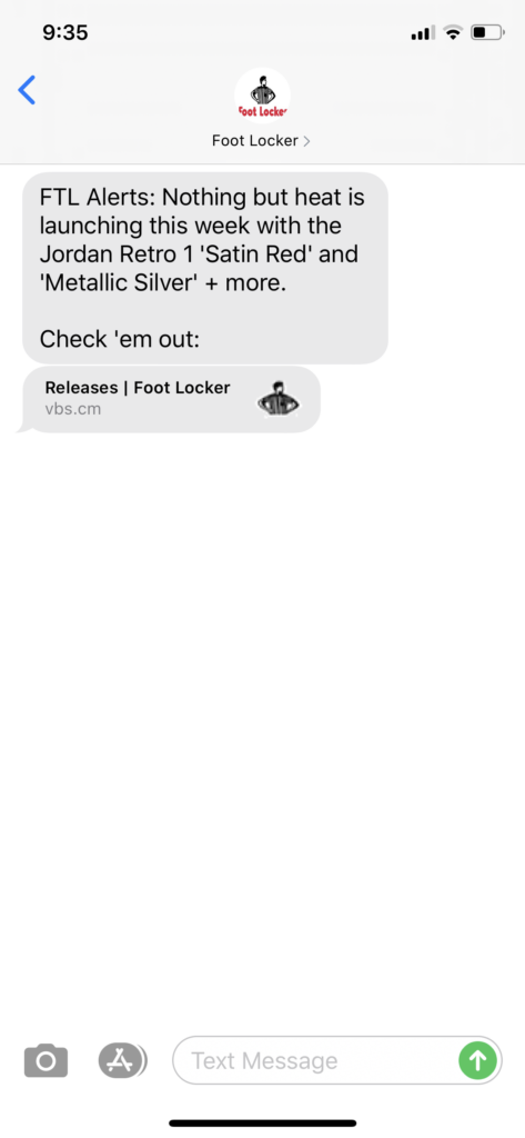 Foot Locker Text Message Marketing Example - 08.03.2020