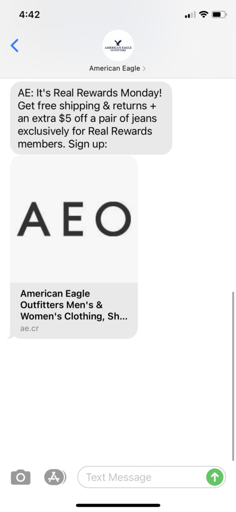 American Eagle Text Message Marketing Example - 10.05.2020