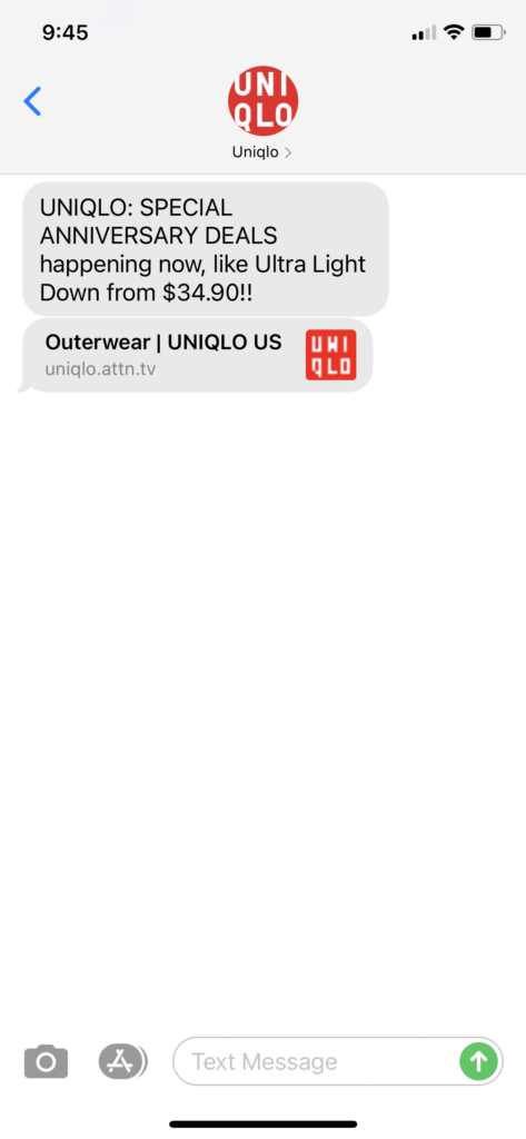 Uniqlo Text Message Marketing Example - 10.24.2020