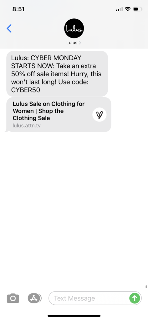 Lulus Text Message Marketing Example - 11.29.2020.PNG