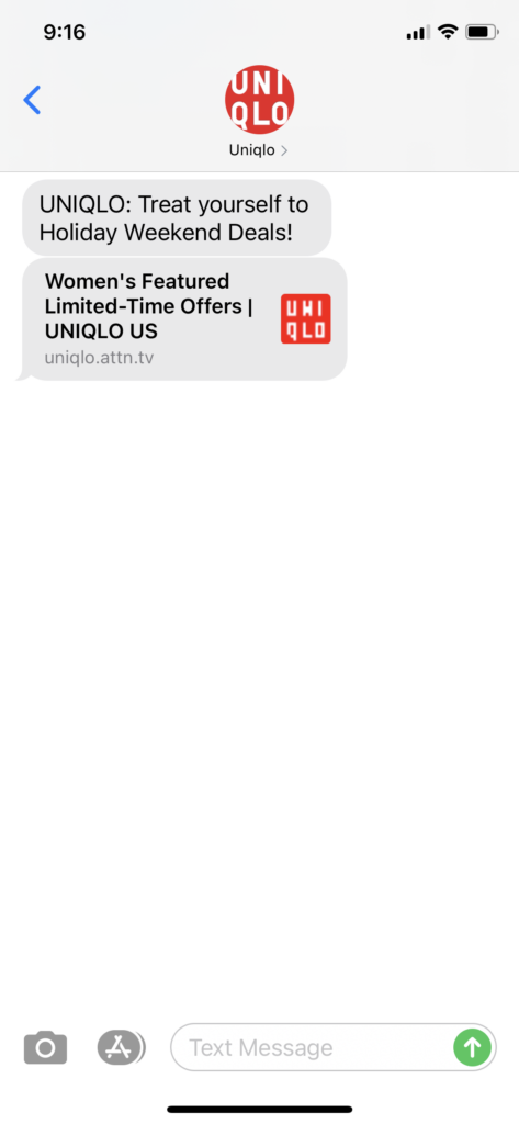UNIQLO Text Message Marketing Example - 02.14.2021