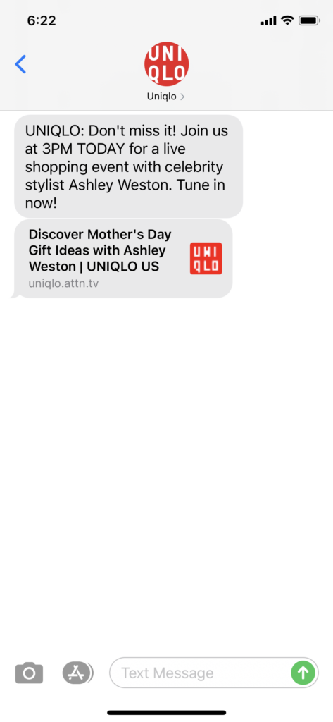 UNIQLO Text Message Marketing Example - 04.28.2021