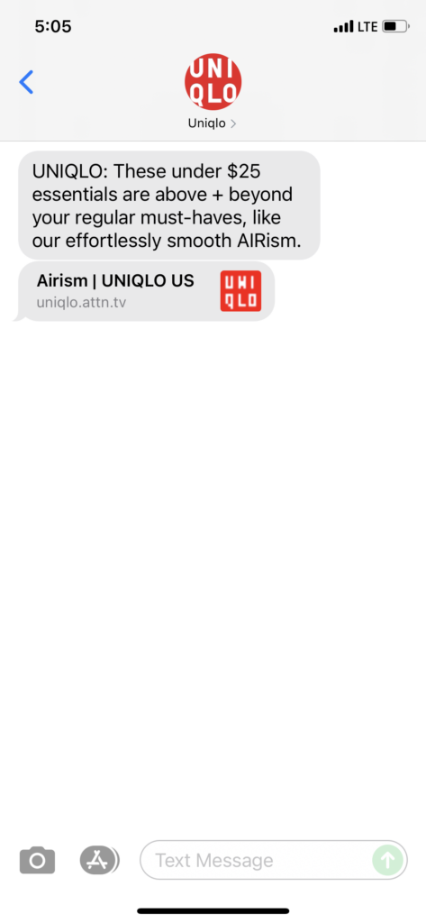 UNIQLO Text Message Marketing Example - 08.28.2021