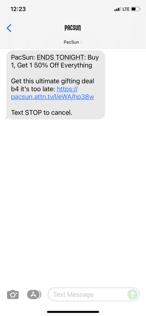 PacSun Text Message Marketing Example - 11.10.2021