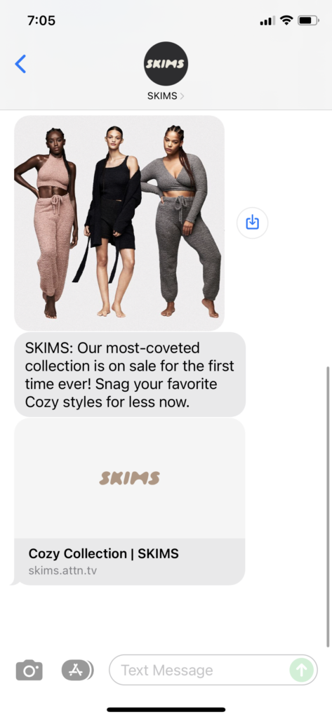 SKIMS Text Message Marketing Example - 11.26.2021