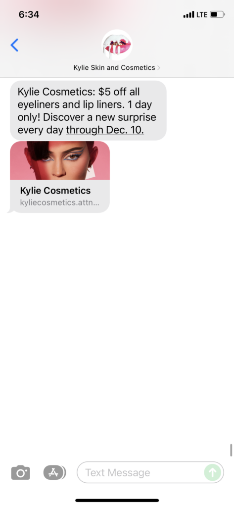 Kylie Skin and Cosmetics Text Message Marketing Example - 12.04.2021