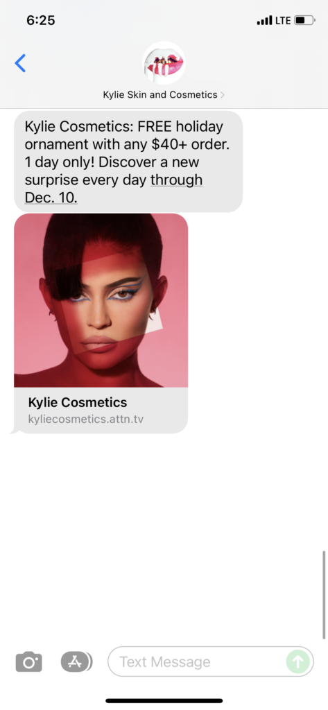 Kylie Skin and Cosmetics Text Message Marketing Example - 12.05.2021