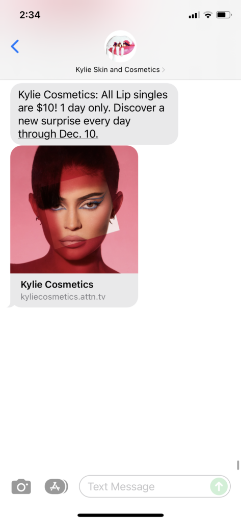 Kylie Skin and Cosmetics Text Message Marketing Example - 12.06.2021